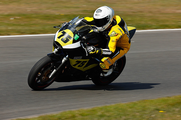 IH_NG_Cadwell Park_110425_004992