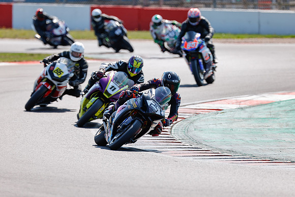IH_NG_Donington Park_152030