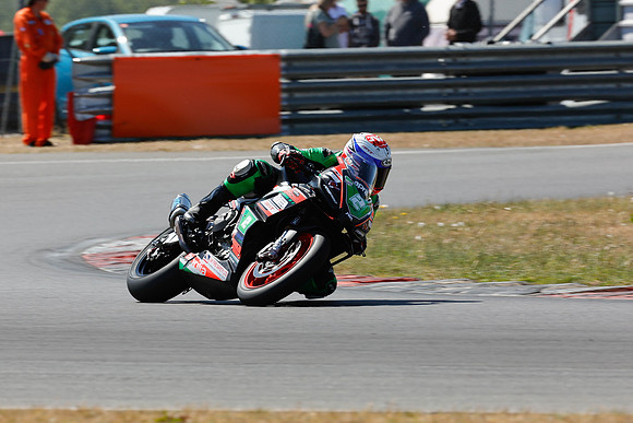 IH_NG_Snetterton_040738