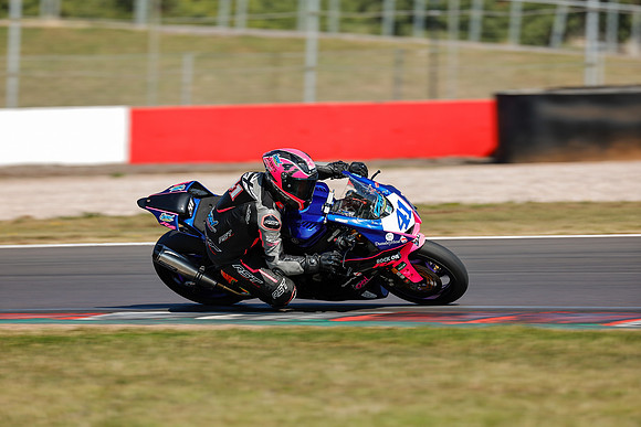 IH_NG_Donington Park_153366