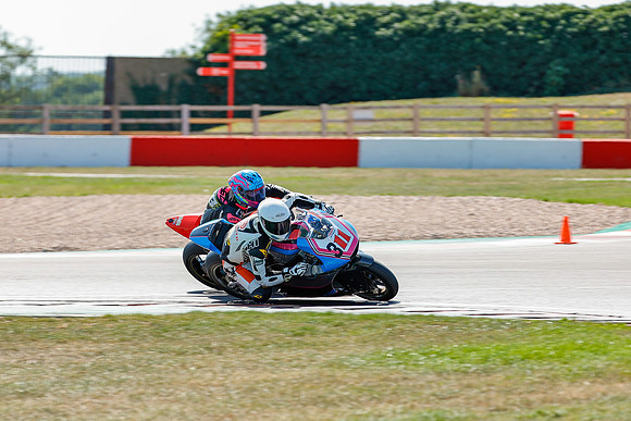 PM-IH_NG_Donington Park_152800
