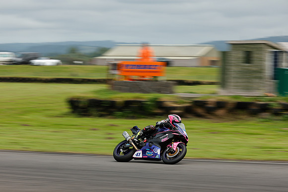 IH_NG_Pembrey_055145