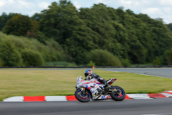 IH_NG_Oulton Park_187098