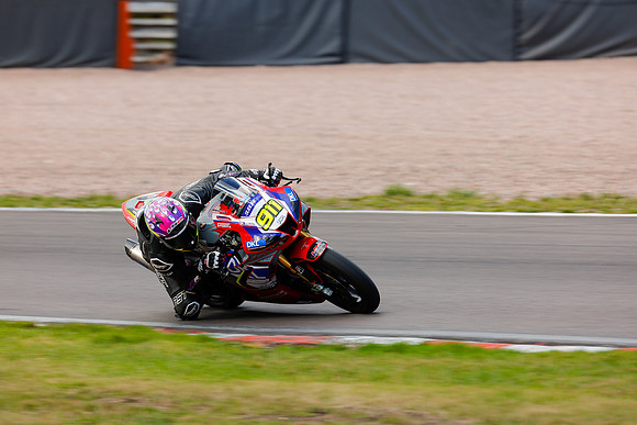 IH_NG_Oulton Park_180871