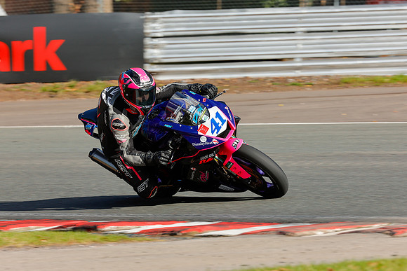 IH_NG_Oulton Park_178099