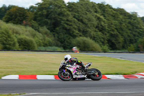 IH_NG_Oulton Park_187081