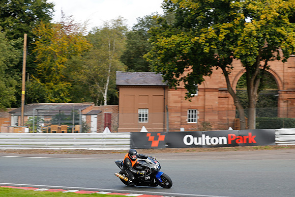 IH_NG_Oulton Park_180181