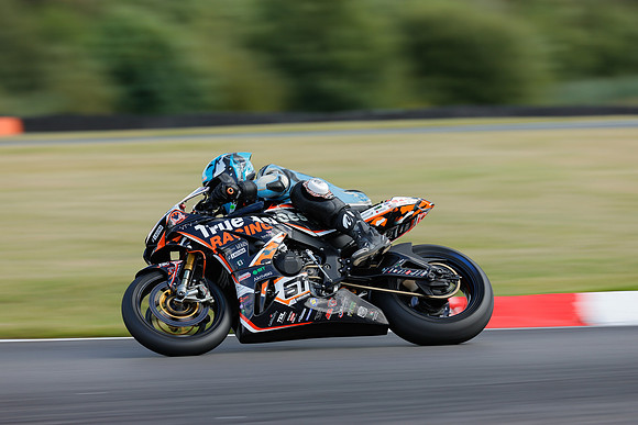 IH_NG_Oulton Park_186832