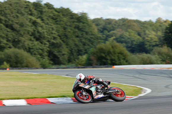 IH_NG_Oulton Park_187755