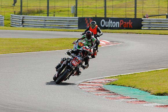IH_NG_Oulton Park_190383