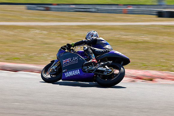 IH_NG_Snetterton_038106