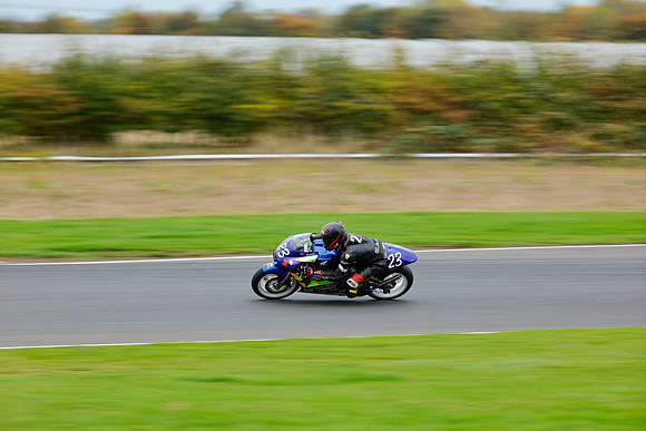 IH_NG_Castle Combe_209450