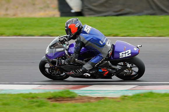 IH_NG_Castle Combe_208849