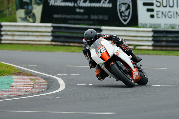 IH_NG_Castle Combe_209763