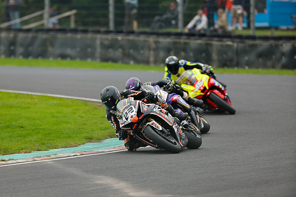 IH_NG_Castle Combe_210139
