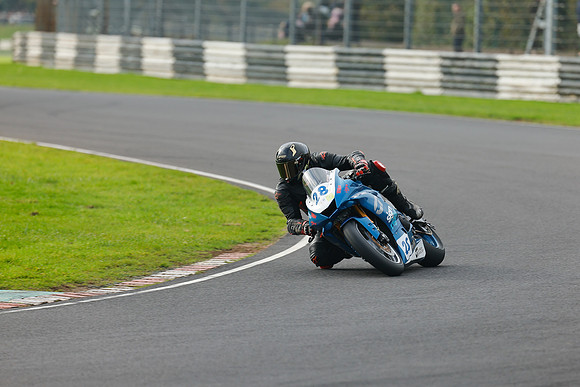 IH_NG_Castle Combe_210383