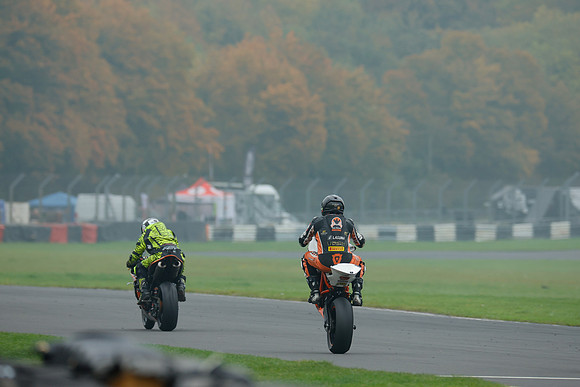 IH_NG_Castle Combe_211713
