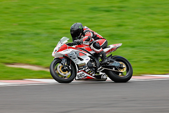 IH_NG_Castle Combe_209305