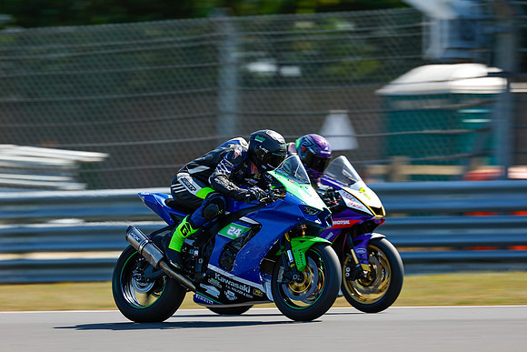 PM-IH_NG_Donington Park_153106