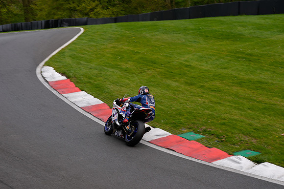 IH_NG_Cadwell Park_05126