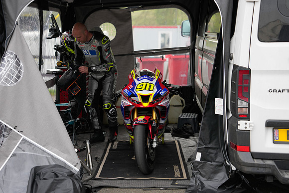 IH_NG_Cadwell Park_06712