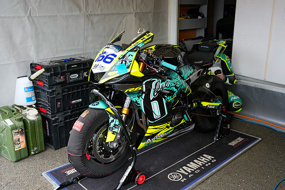 IH_NG_Cadwell Park_06706