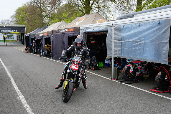 IH_NG_Cadwell Park_06702