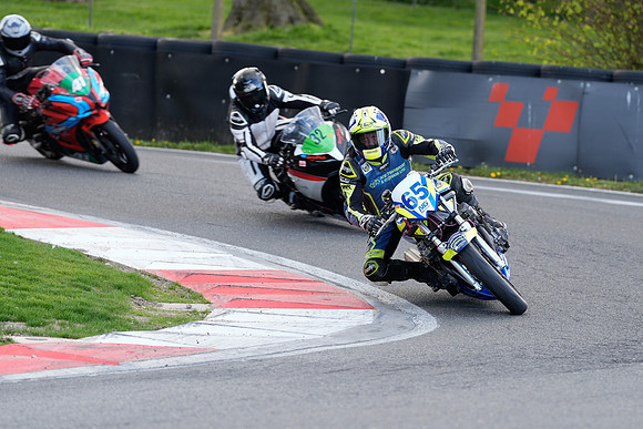 IH_NG_Cadwell Park_11453