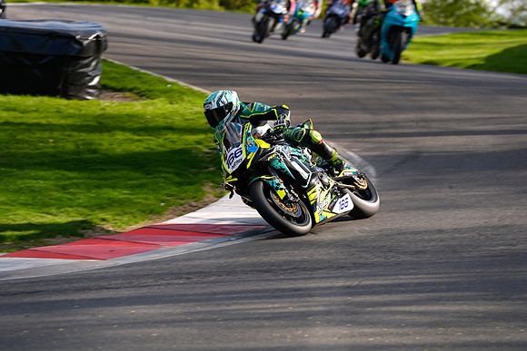 IH_NG_Cadwell Park_11163