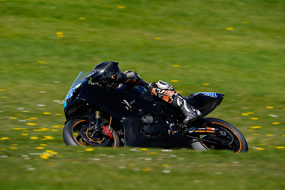 IH_NG_Cadwell Park_07296