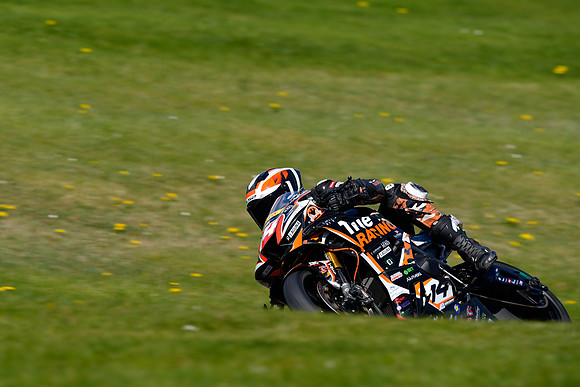 IH_NG_Cadwell Park_07337