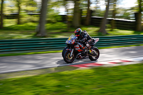IH_NG_Cadwell Park_10742
