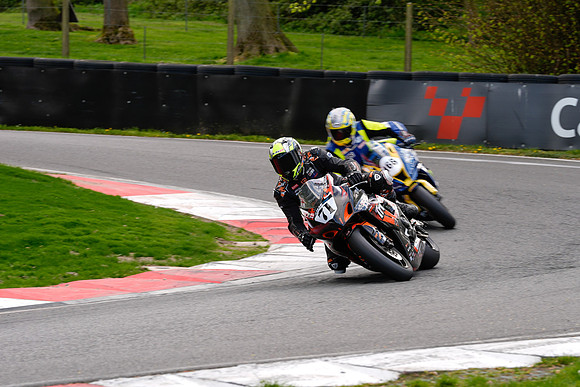 IH_NG_Cadwell Park_10881