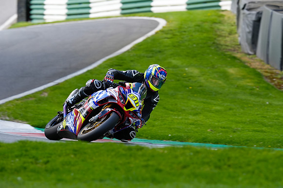IH_NG_Cadwell Park_12875