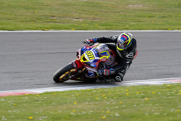 IH_NG_Cadwell Park_14554