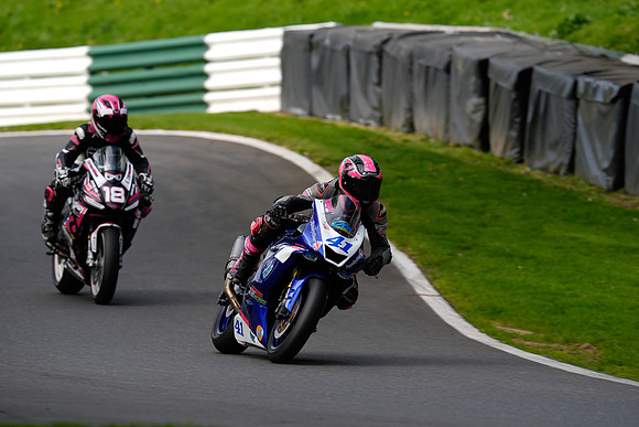 IH_NG_Cadwell Park_12650