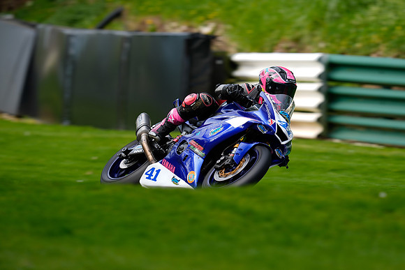 IH_NG_Cadwell Park_12711
