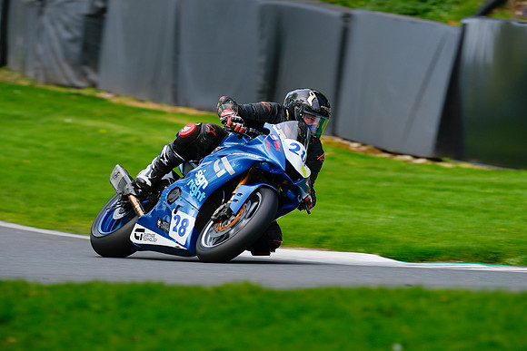 IH_NG_Cadwell Park_12627