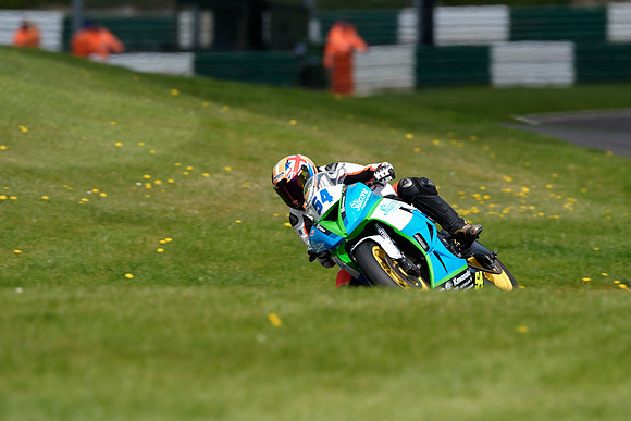 IH_NG_Cadwell Park_07068