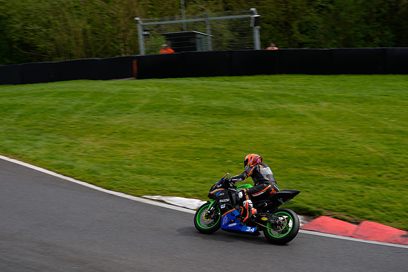 IH_NG_Cadwell Park_05250