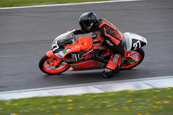 IH_NG_Cadwell Park_14134