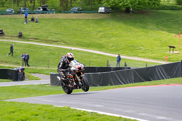 IH_NG_Cadwell Park_12297