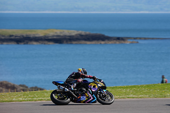 IH_NG_Anglesey_35768