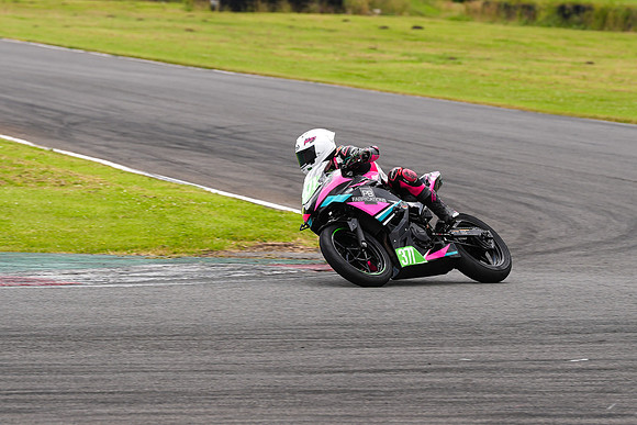 IH_NG_Pembrey_57010