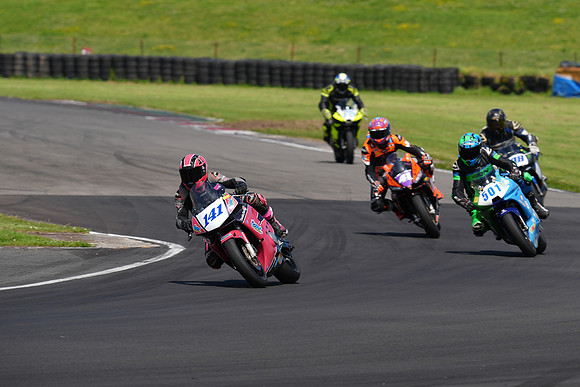IH_NG_Pembrey_60387