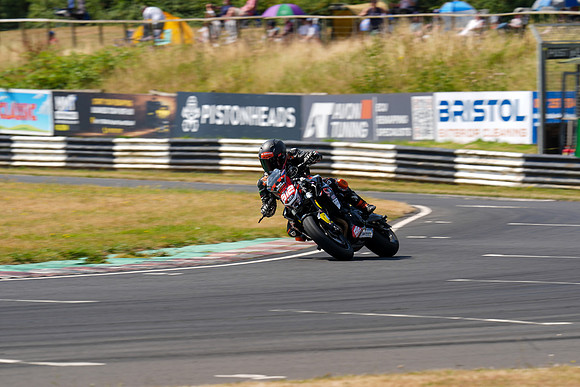 IH_NGRRC_Castle Combe_73949