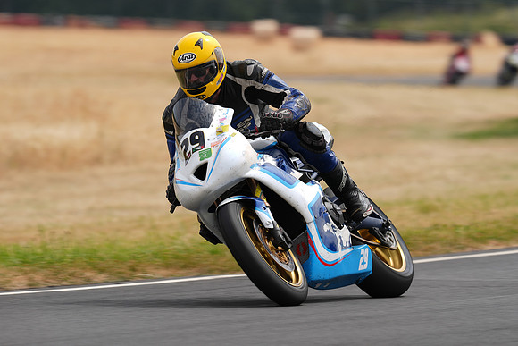 IH_NGRRC_Castle Combe_75111