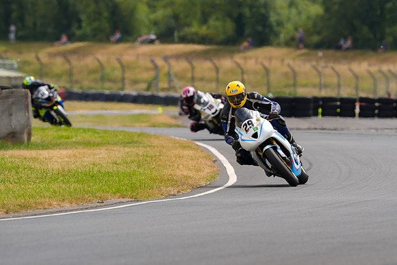 IH_NGRRC_Castle Combe_75100