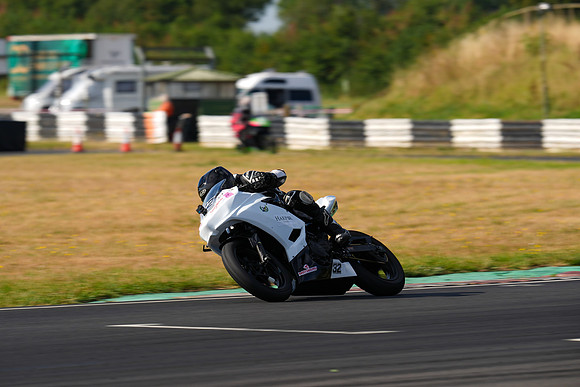 IH_NGRRC_Castle Combe_72918