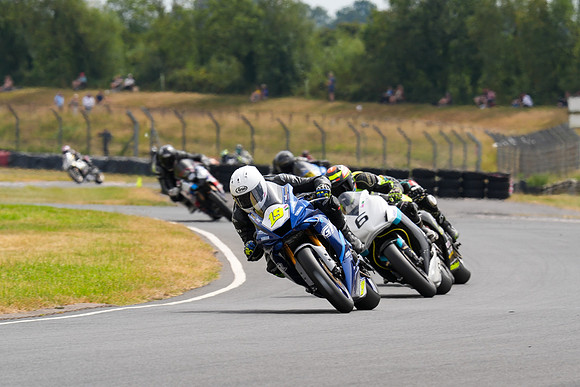 IH_NGRRC_Castle Combe_75049